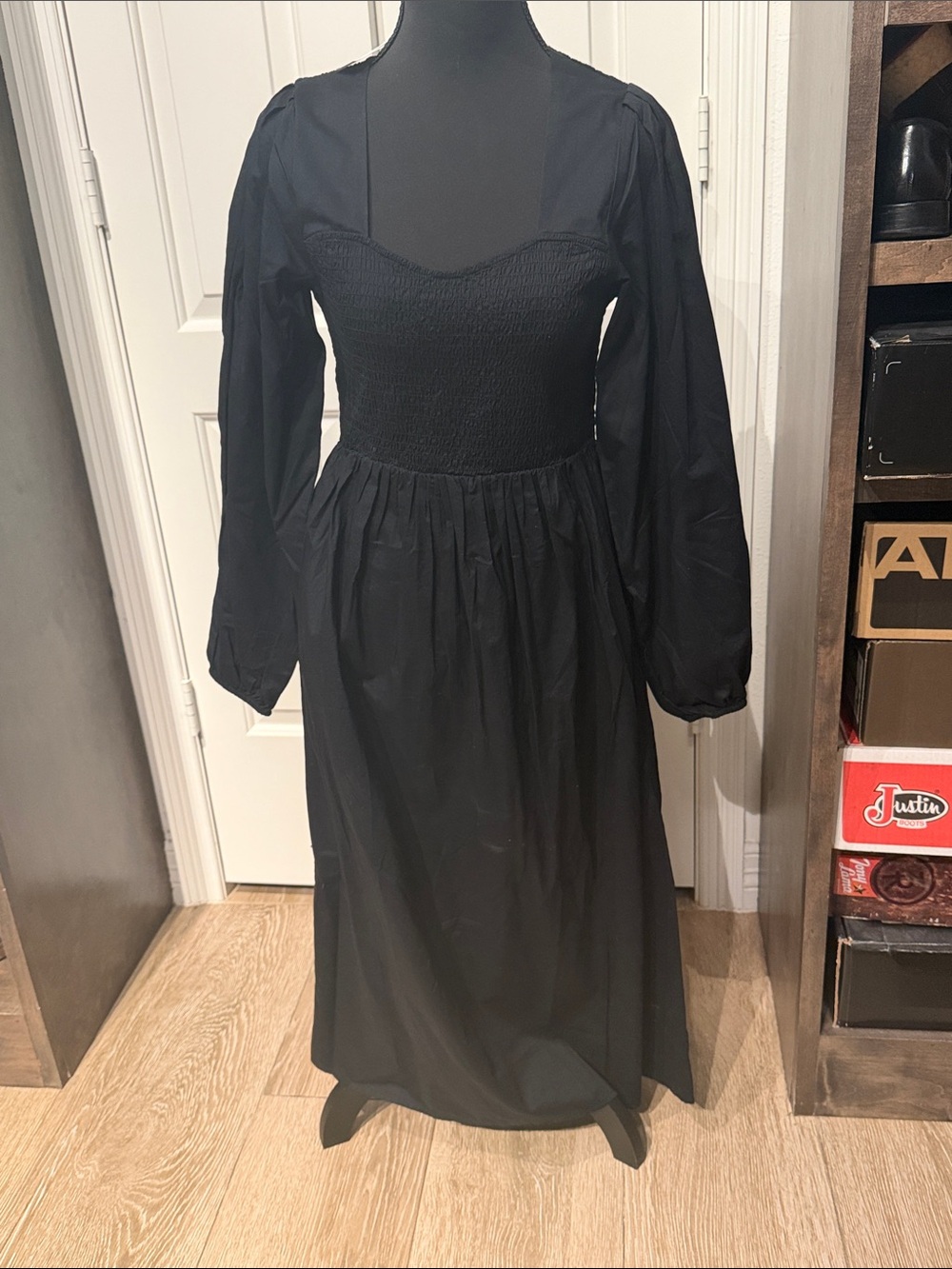Old Navy Black Long Sleeve Smocked Waist Midi Dress 100% cotton